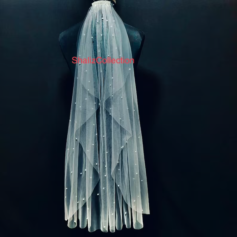 Pearls Beaded Veil with Pearl comb, Pearls Beaded Veil, White pearl, Elbow Wedding Veil, Fingertip Veil, Cathedral Veil -Tulle Samples
