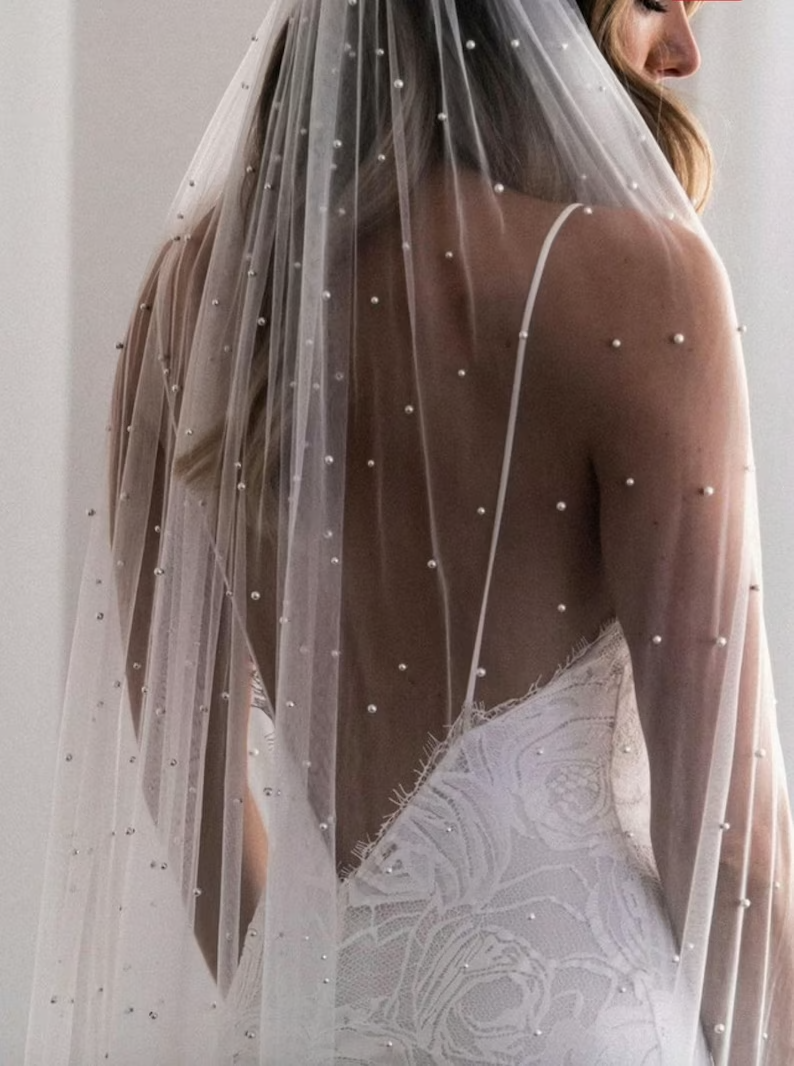 Pearls Beaded Veil with Pearl comb, Pearls Beaded Veil, White pearl, Elbow Wedding Veil, Fingertip Veil, Cathedral Veil -Tulle Samples