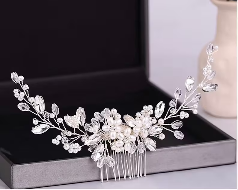 Crystal Bridal Comb Floral Rhinestone Wedding Comb Bridal Hair Comb Wedding hairpiece Wedding Hair Comb