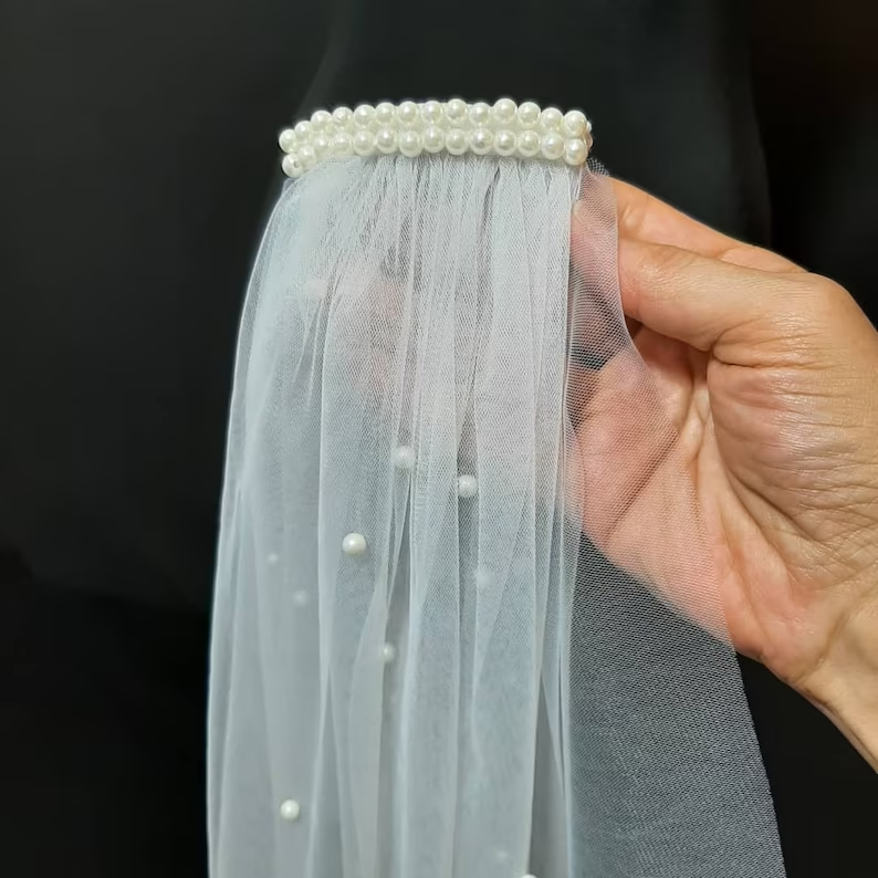 Pearls Beaded Veil with Pearl comb, Pearls Beaded Veil, White pearl, Elbow Wedding Veil, Fingertip Veil, Cathedral Veil -Tulle Samples